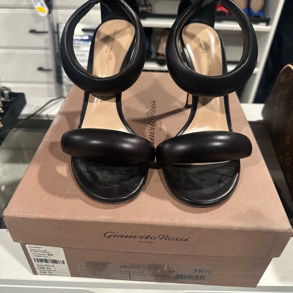 Gianvito Rossi Black Women's Sandals